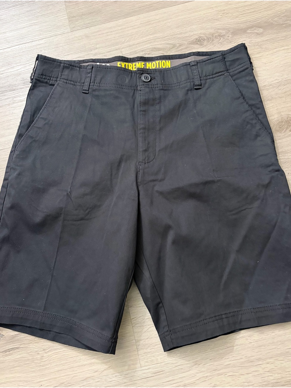 Lee Black Flat-Front Men's Shorts